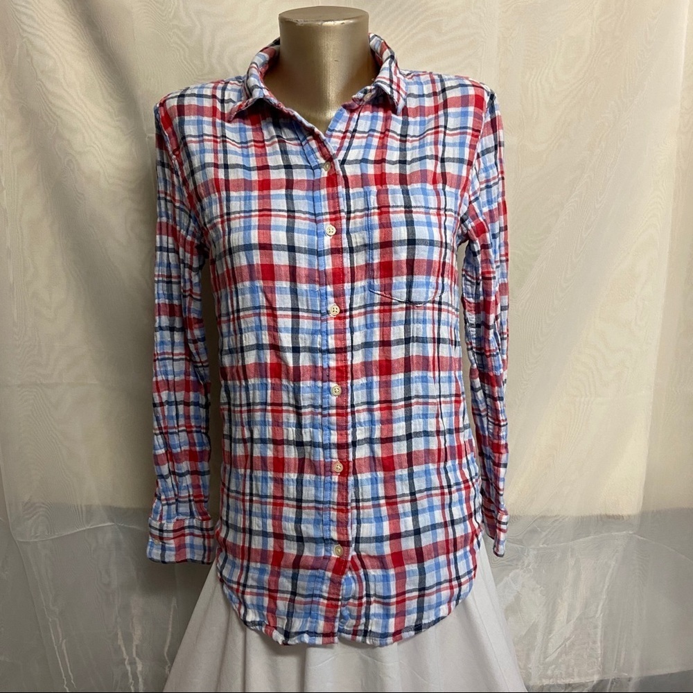 🛍️3/$30 Gap women’s boyfriend fit  plaid shirt in‎ size x-small